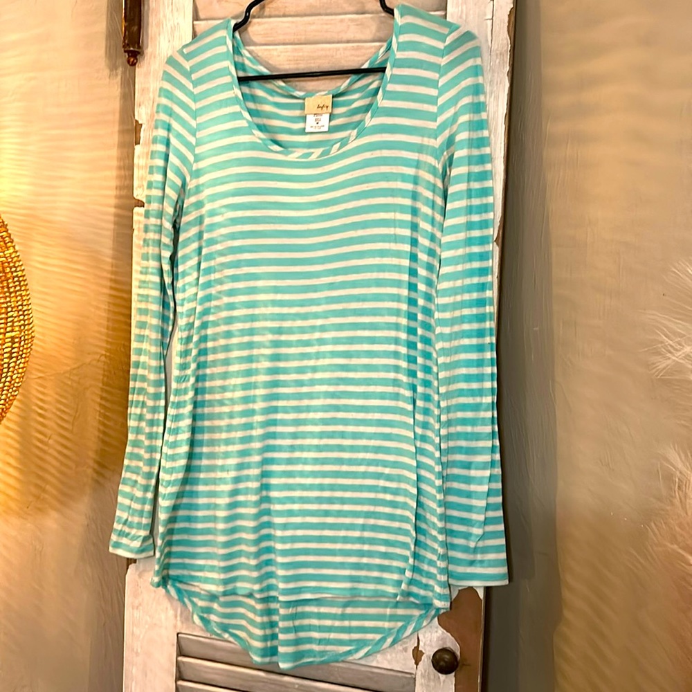 Daytrip turquoise and white striped tunic
